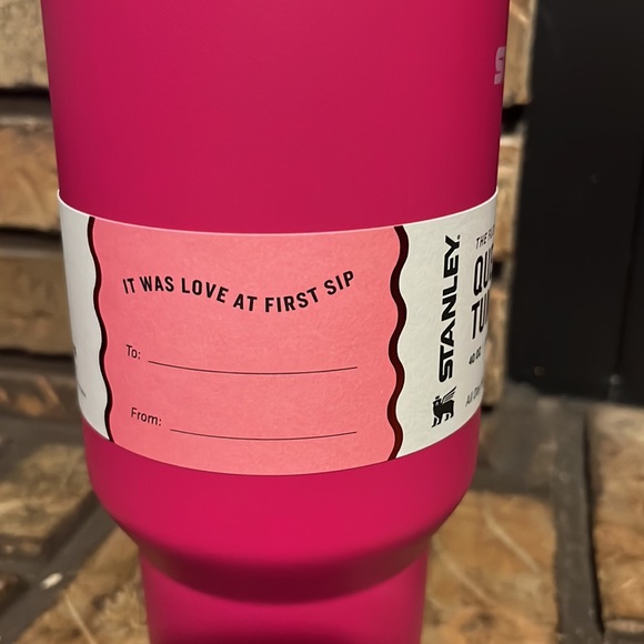 LAST ONE!! Stanley Valentine’s Day Limited Edition 40oz Quencher Cosmo Pink - Picture 6 of 9